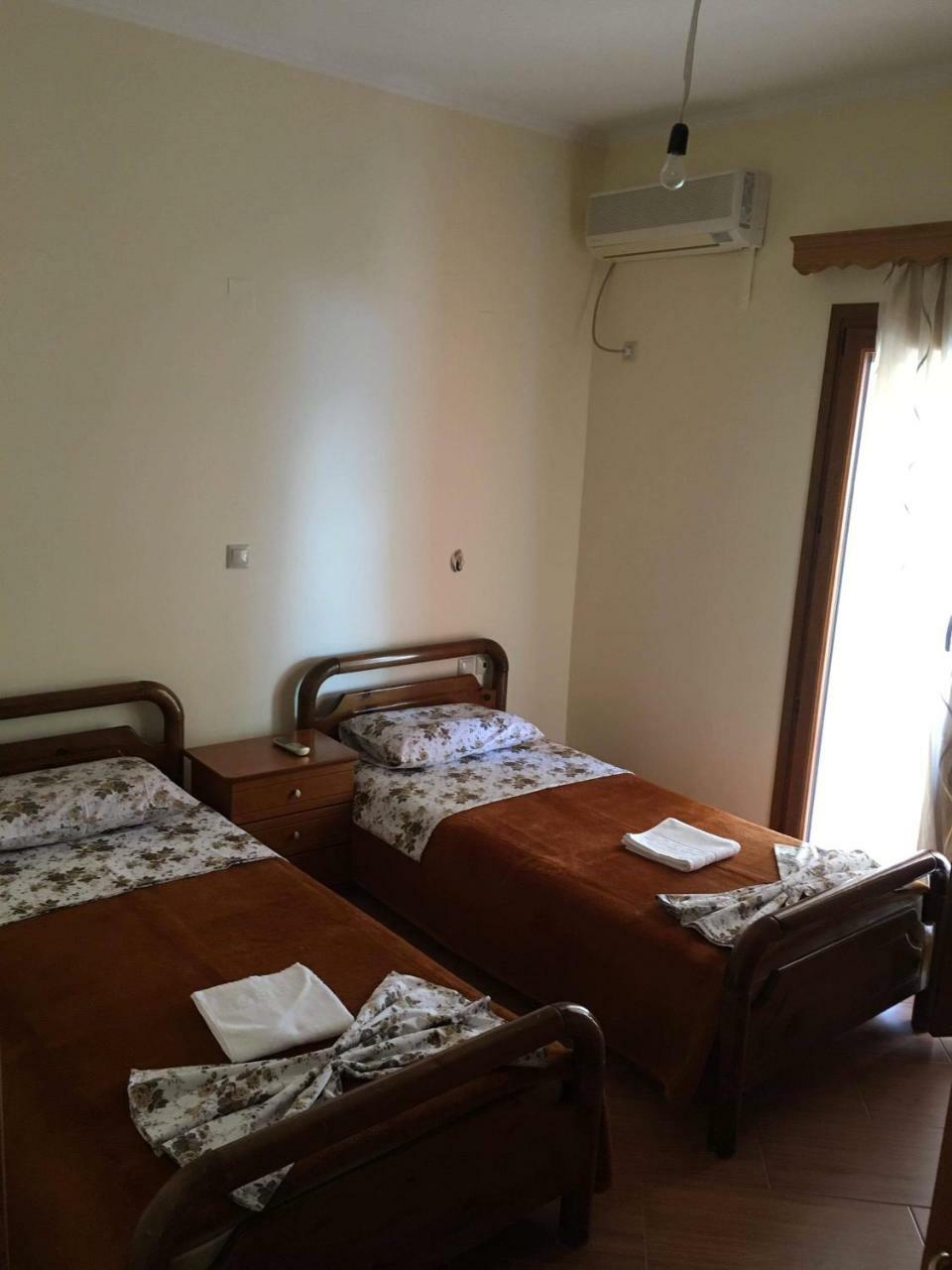 Elena Apartament Sarandë Buitenkant foto